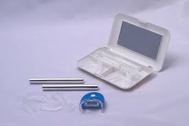 kit for teeth whitening